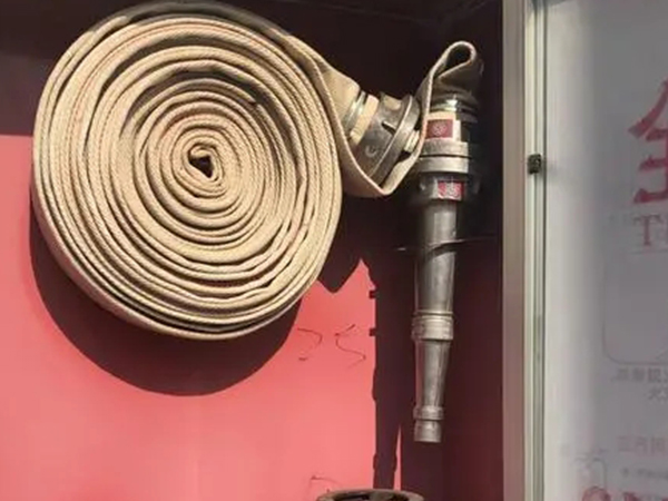 濟(jì)南消防栓廠家.jpg 濟(jì)南消防栓廠家.jpg